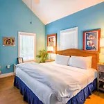 Seascape Tropical Inn (Adults Only)