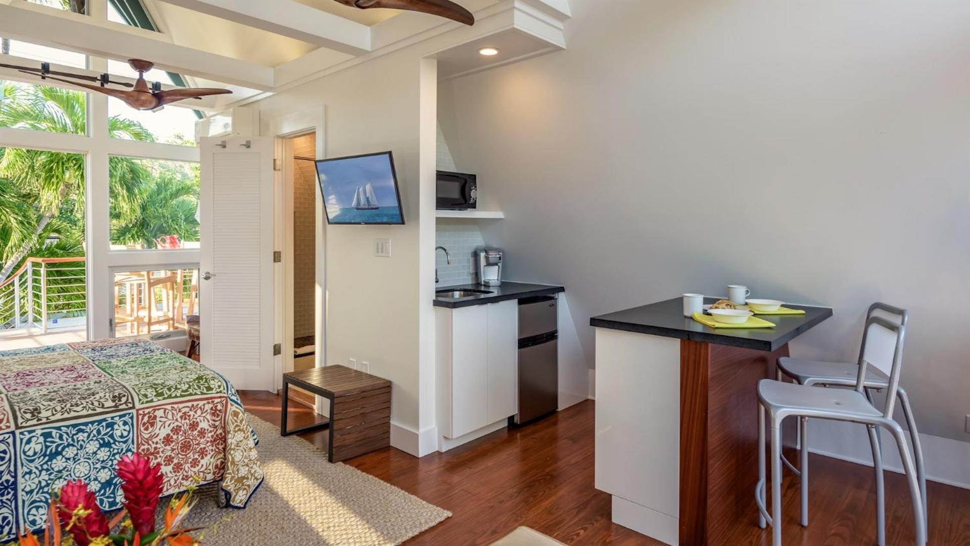 The Polynesian House Bylast Key Realty Holiday home *