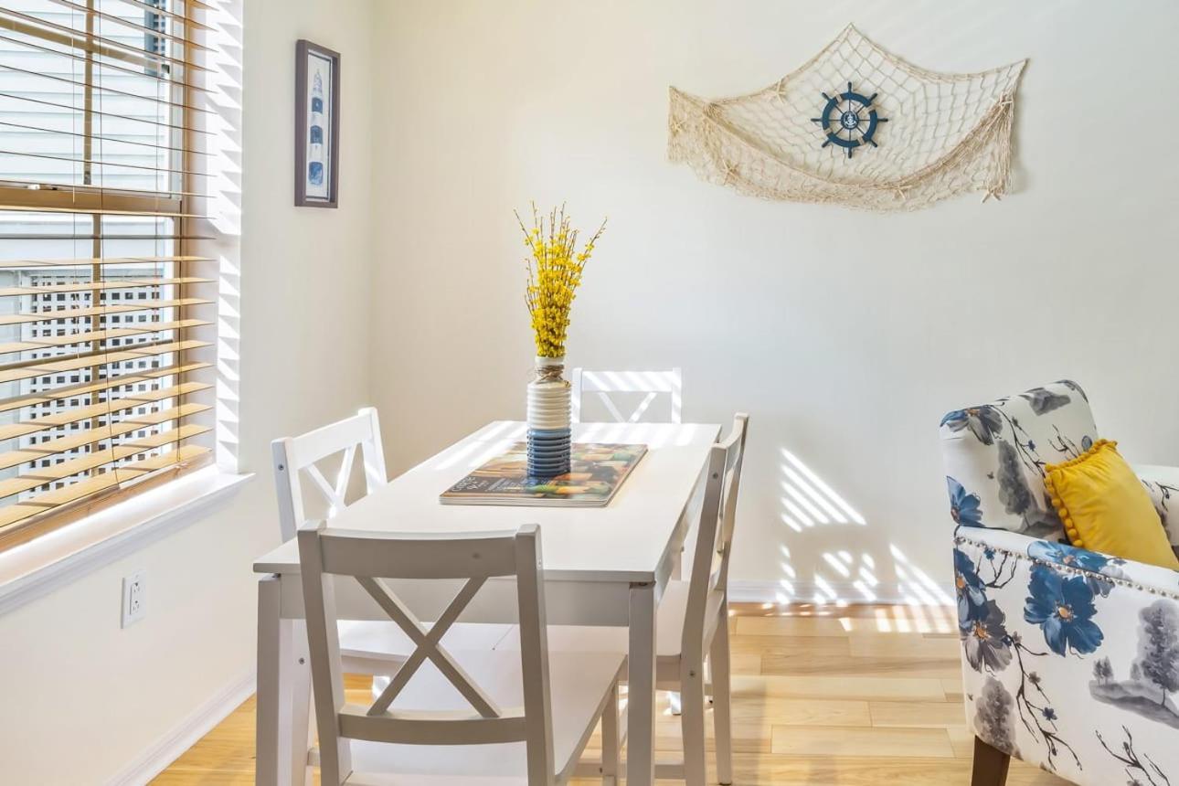 Castaway Cove 8 By Brightwild Holiday home