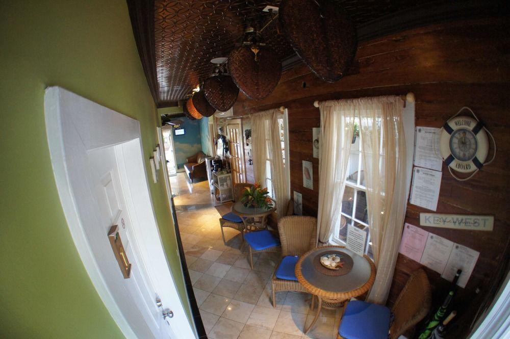 Seascape Tropical (adults Only) Inn