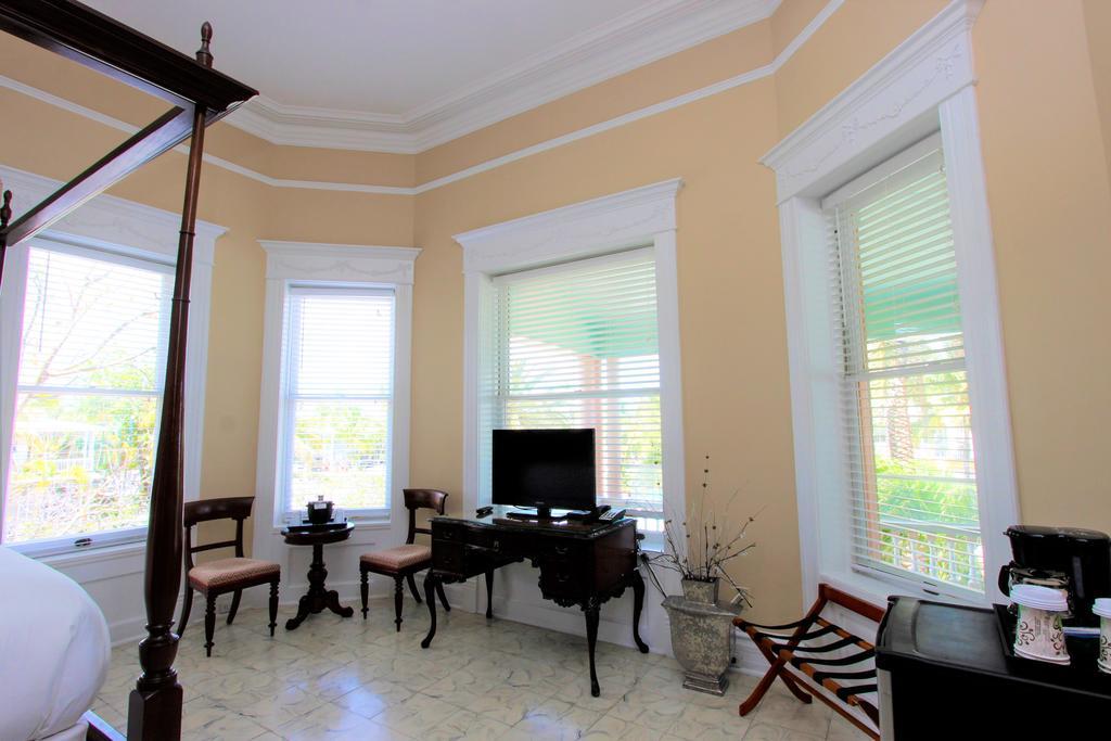 Southernmost House (adults Only)