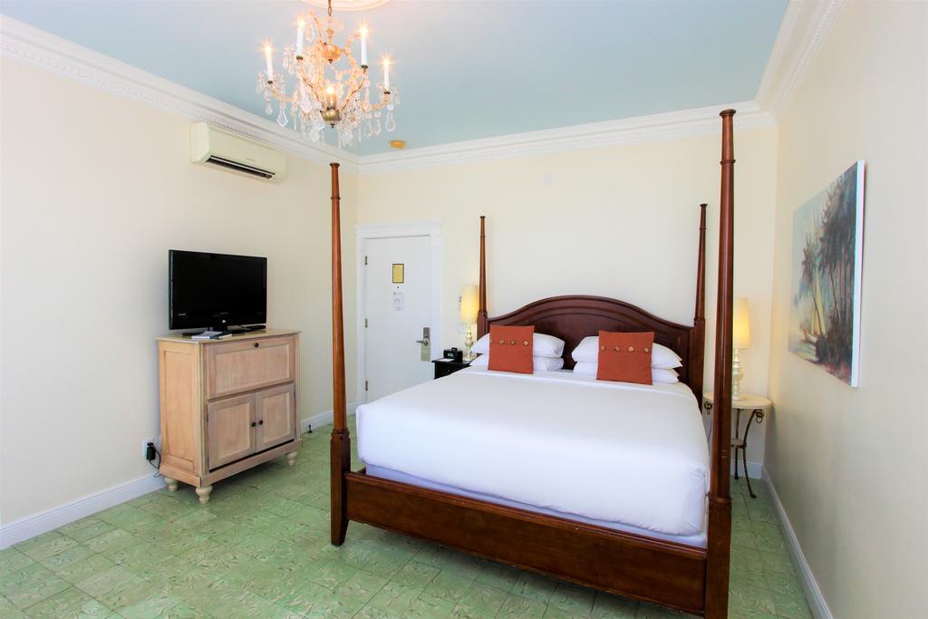 Southernmost House (adults Only) 4*