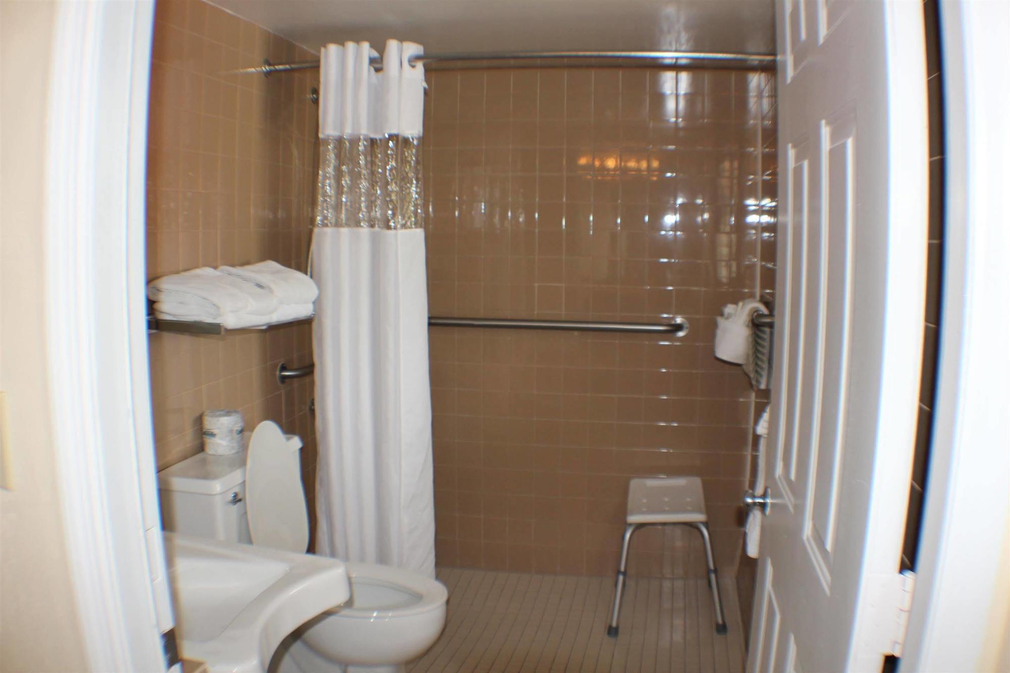 Western Hibiscus Hotel 3*