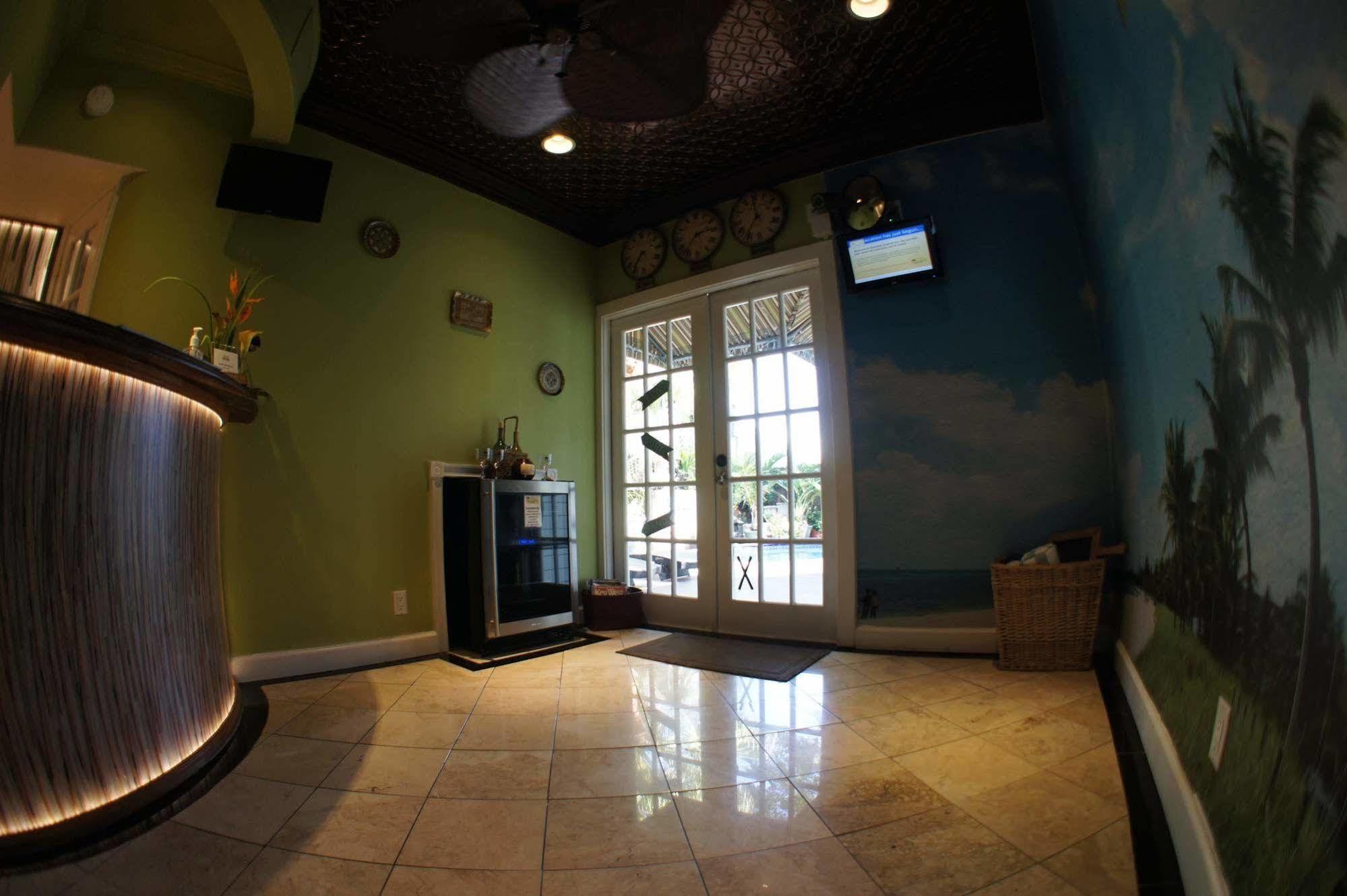 Seascape Tropical (adults Only)