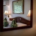 Andrews Inn & Garden Cottages