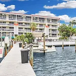 Curacao - Large 2X2 Waterfront Condo Great View Pool & Dock