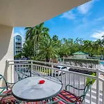 Butterfly Nest - Sunrise Suites