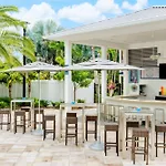 Fairfield Inn & Suites By Marriott Key West At The Keys Collection
