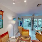 Bright Key West Beauty