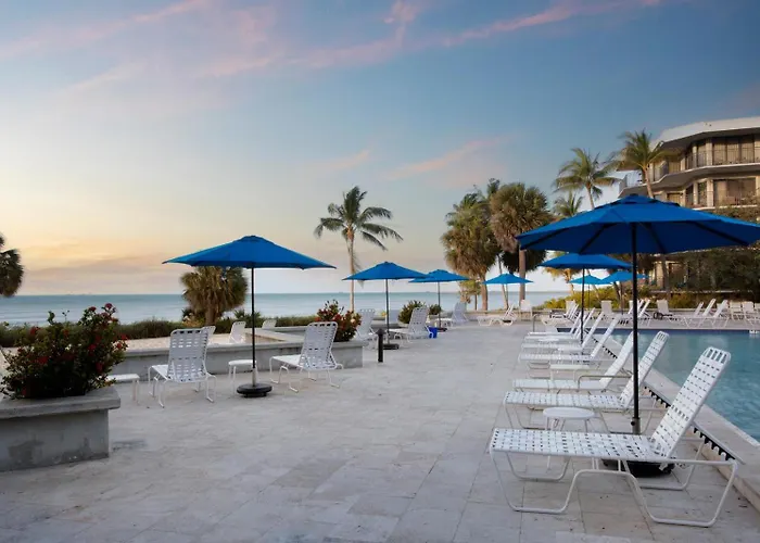 Poolside Breeze Retreat