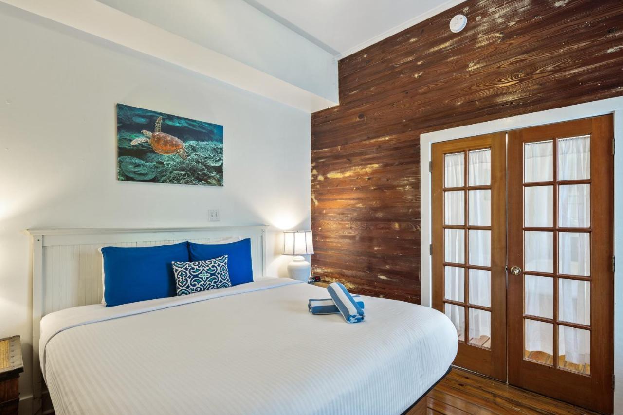 Inn Wicker