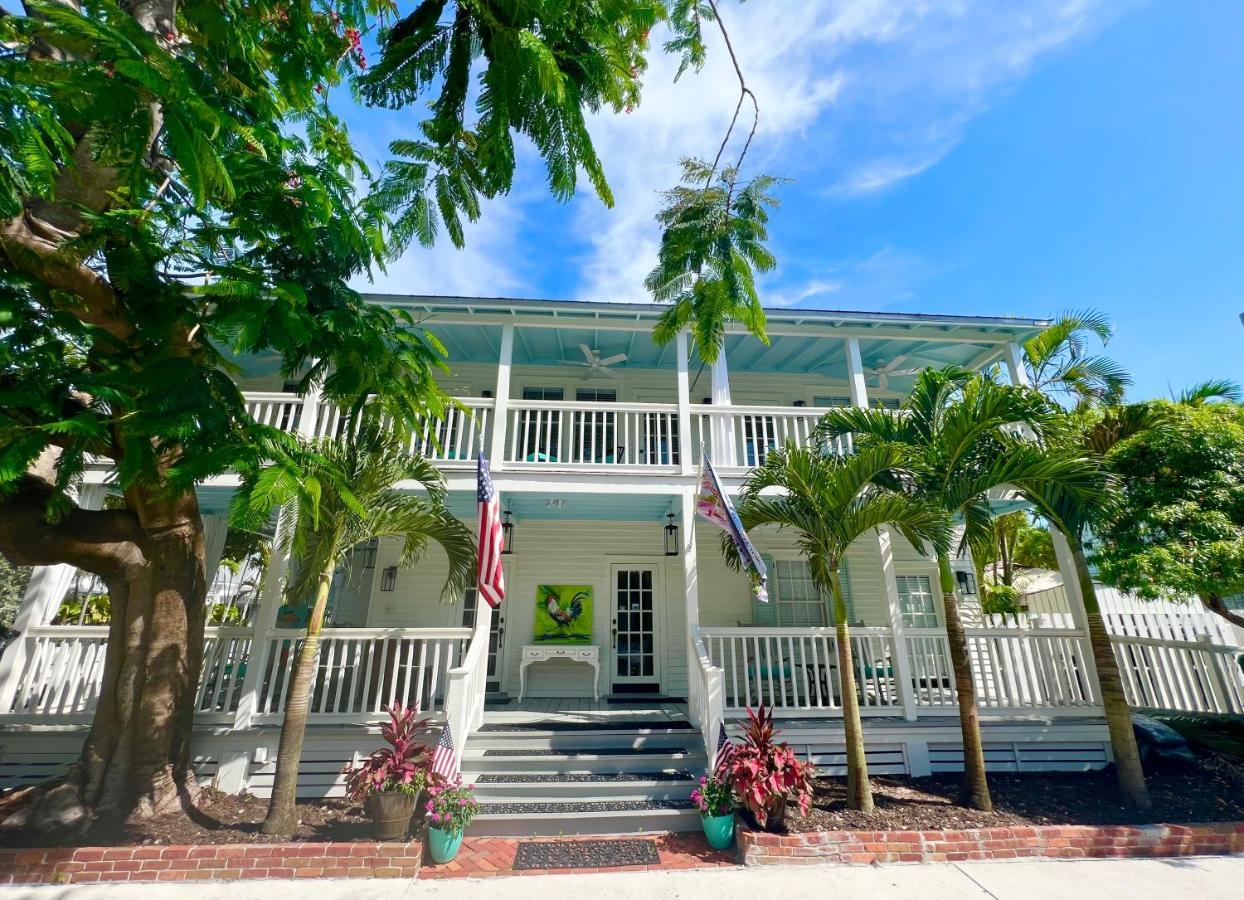 The Porch On Frances - Adults Exclusive