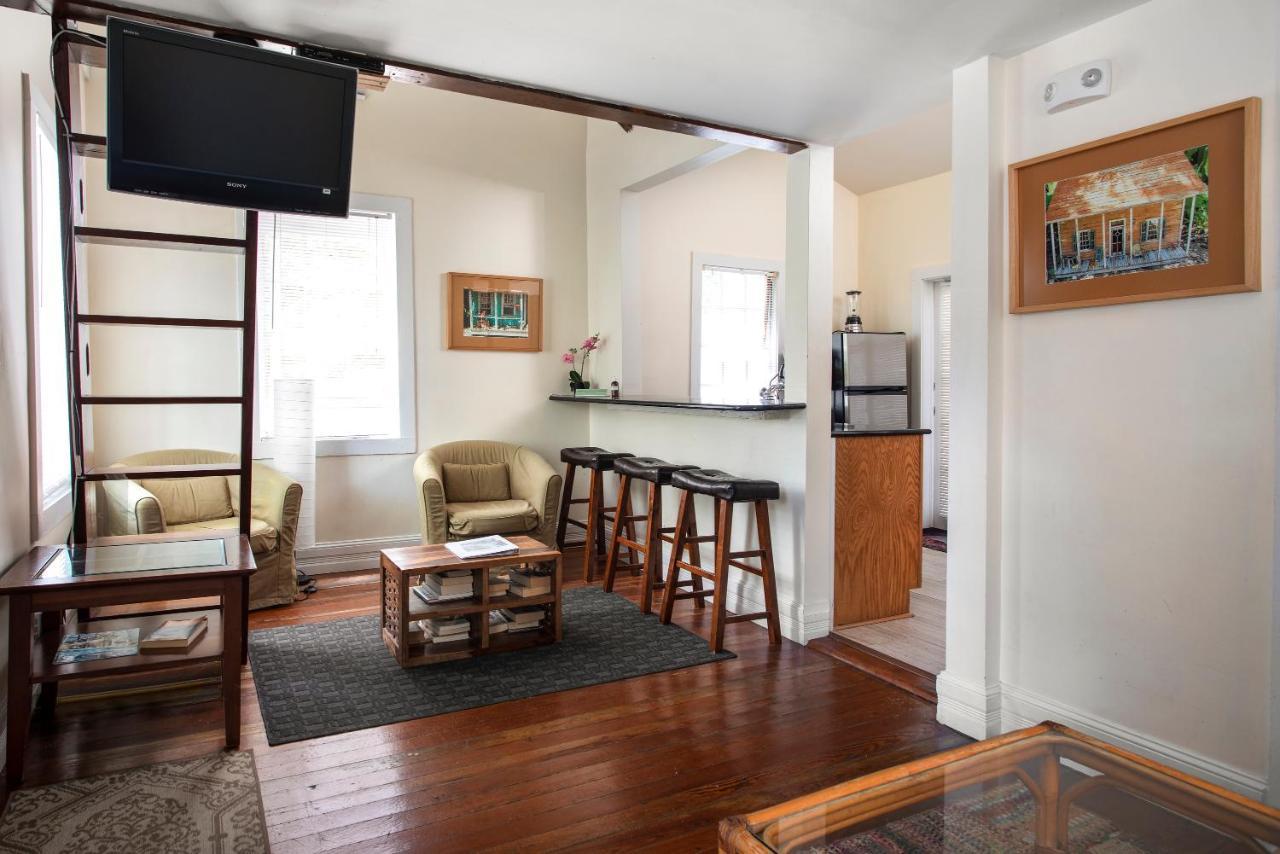 Bahama Gardens - 4 Old Town Vacation Homes - Sleeps 23 *