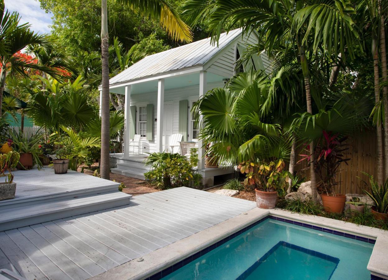 Bahama Gardens - 4 Old Town Vacation Homes - Sleeps 23 *