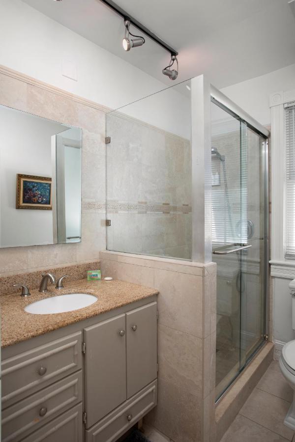 Bahama Gardens - 4 Old Town Vacation Homes - Sleeps 23 Holiday home