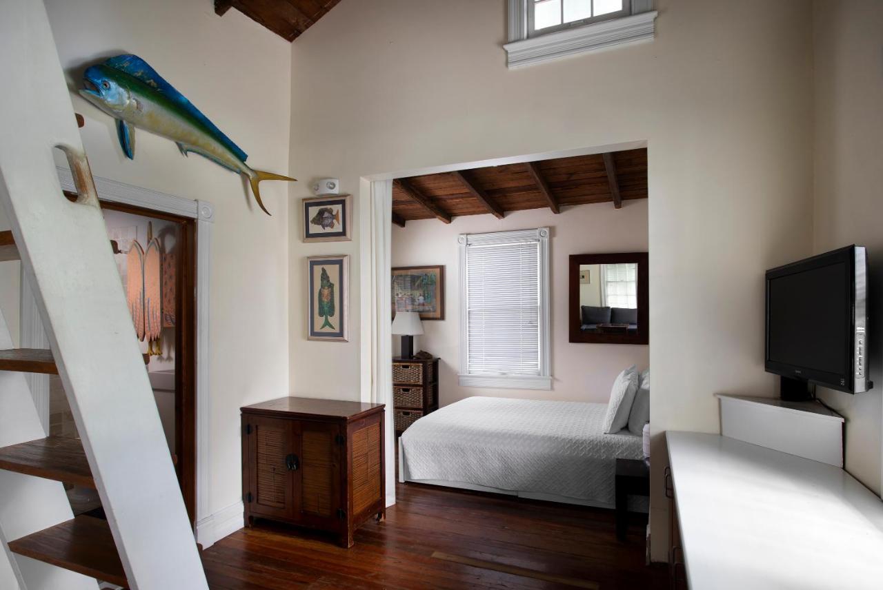 Bahama Gardens - 4 Old Town Vacation Homes - Sleeps 23 Holiday home