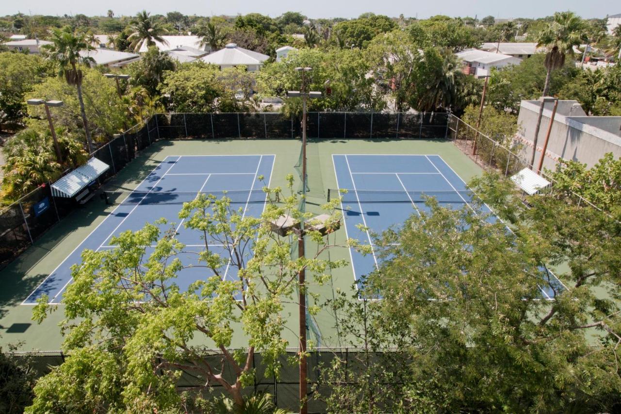 Poolside Breeze Retreat Key West