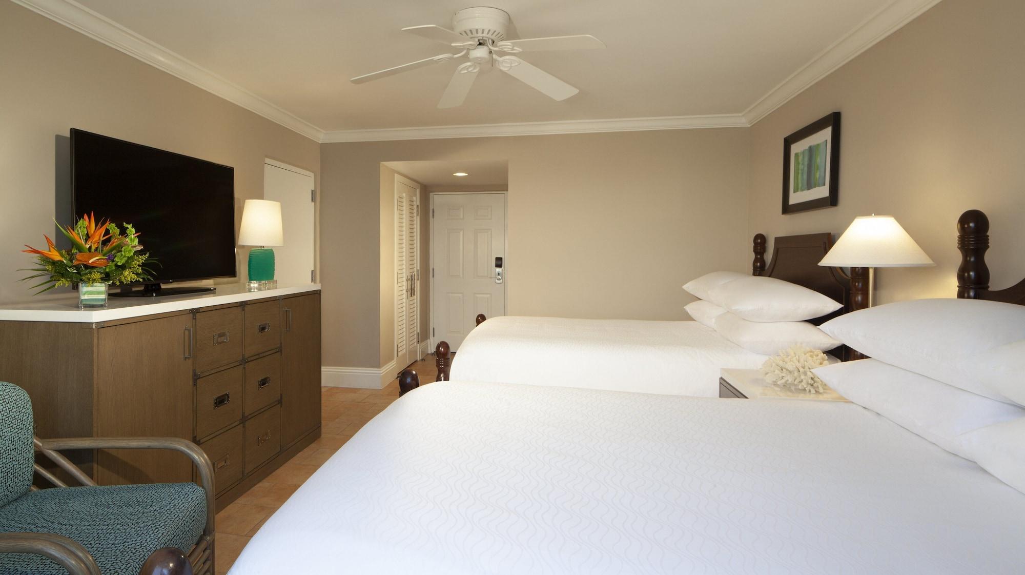 Pier House & Resort 4*