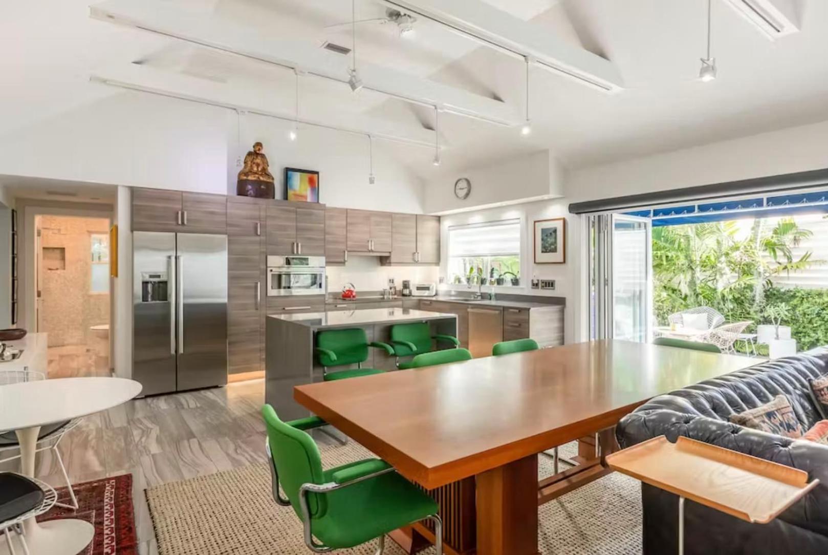 Casa Azul-open Concept With Pool Holiday home