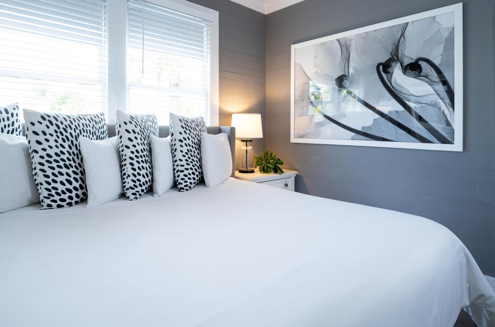 Alexander'S Guesthouse-Adult Exclusive Bed & Breakfast Key West