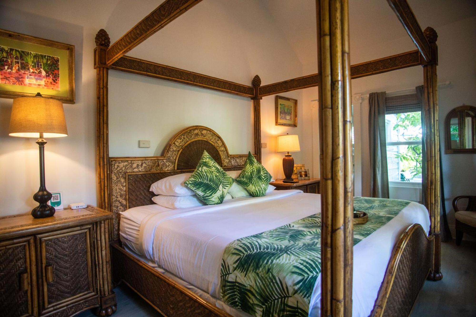Andrews & Garden Bed & Breakfast 3*