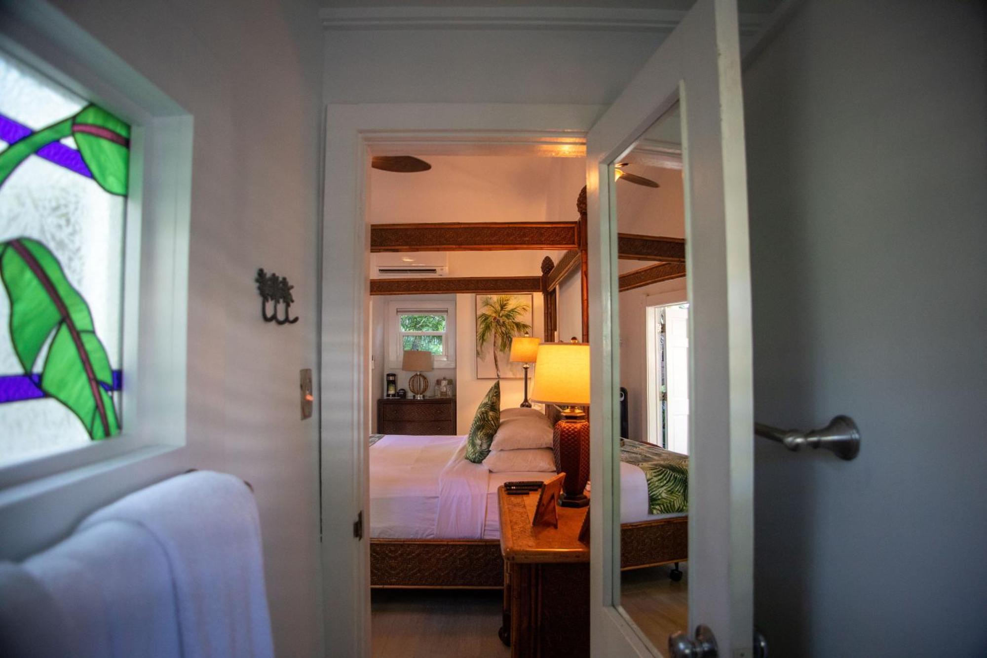 Andrews & Garden 3* Key West