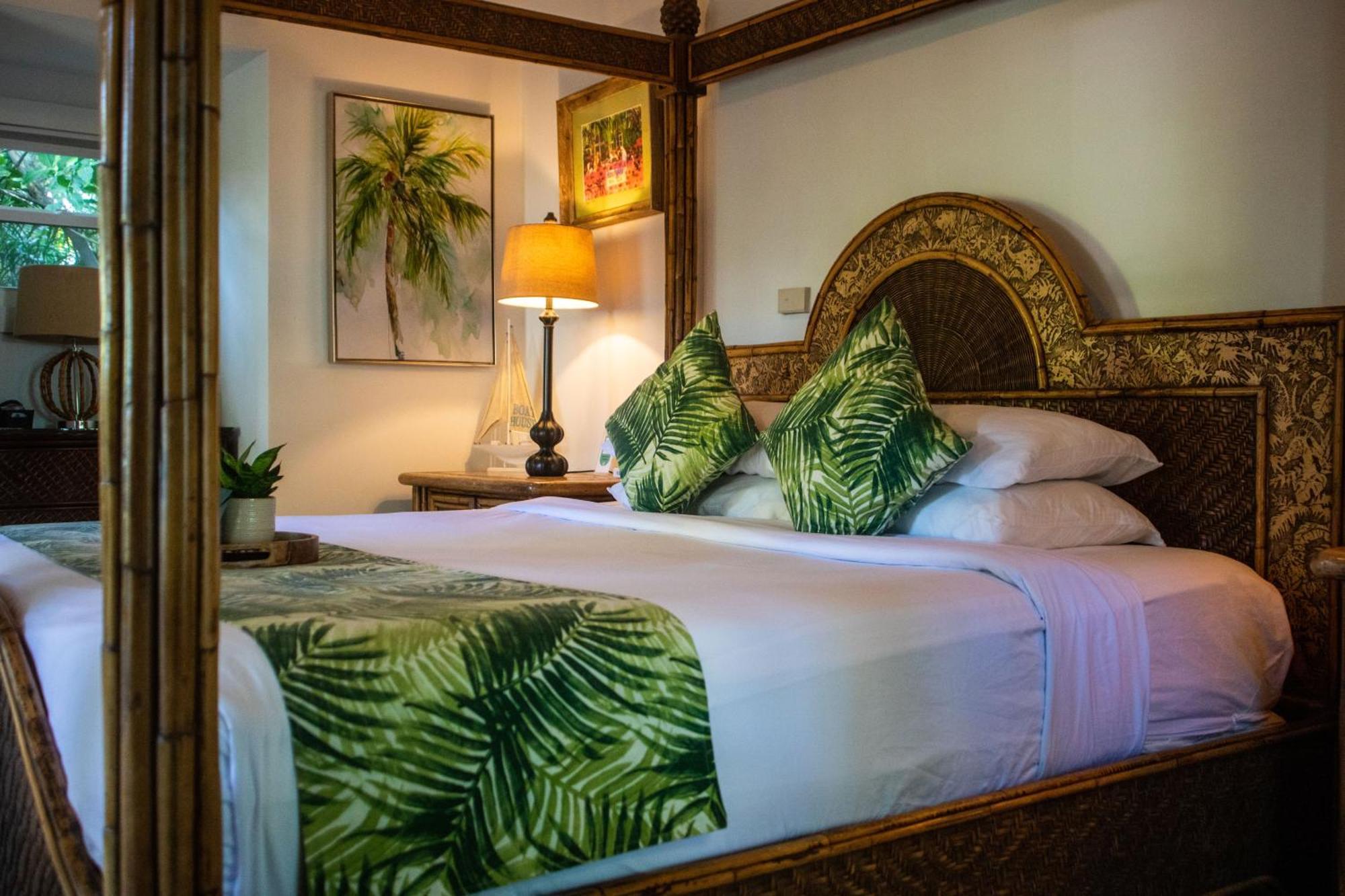 Andrews & Garden Bed & Breakfast Key West