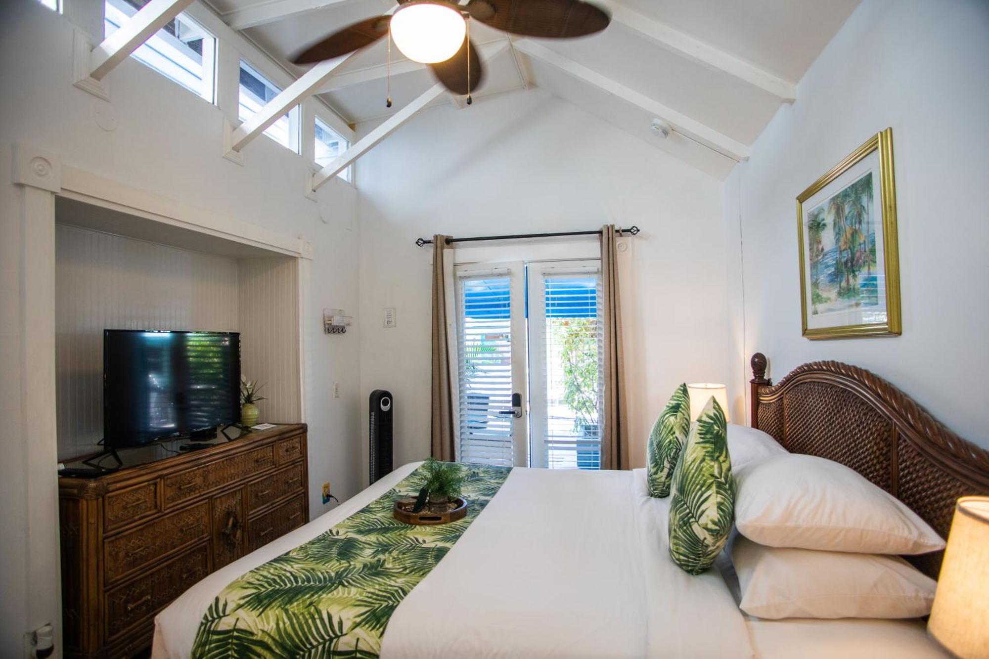 Andrews & Garden Bed & Breakfast 3*