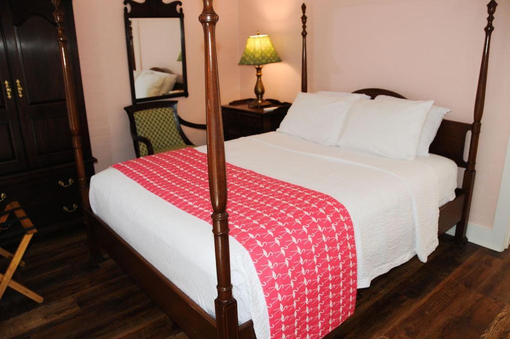 The Porch On Frances - Adults Exclusive Key West