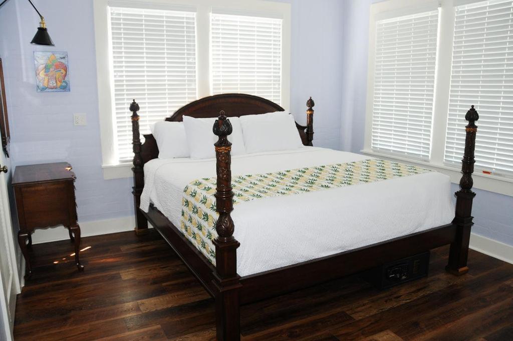 Inn The Porch On Frances - Adults Exclusive *