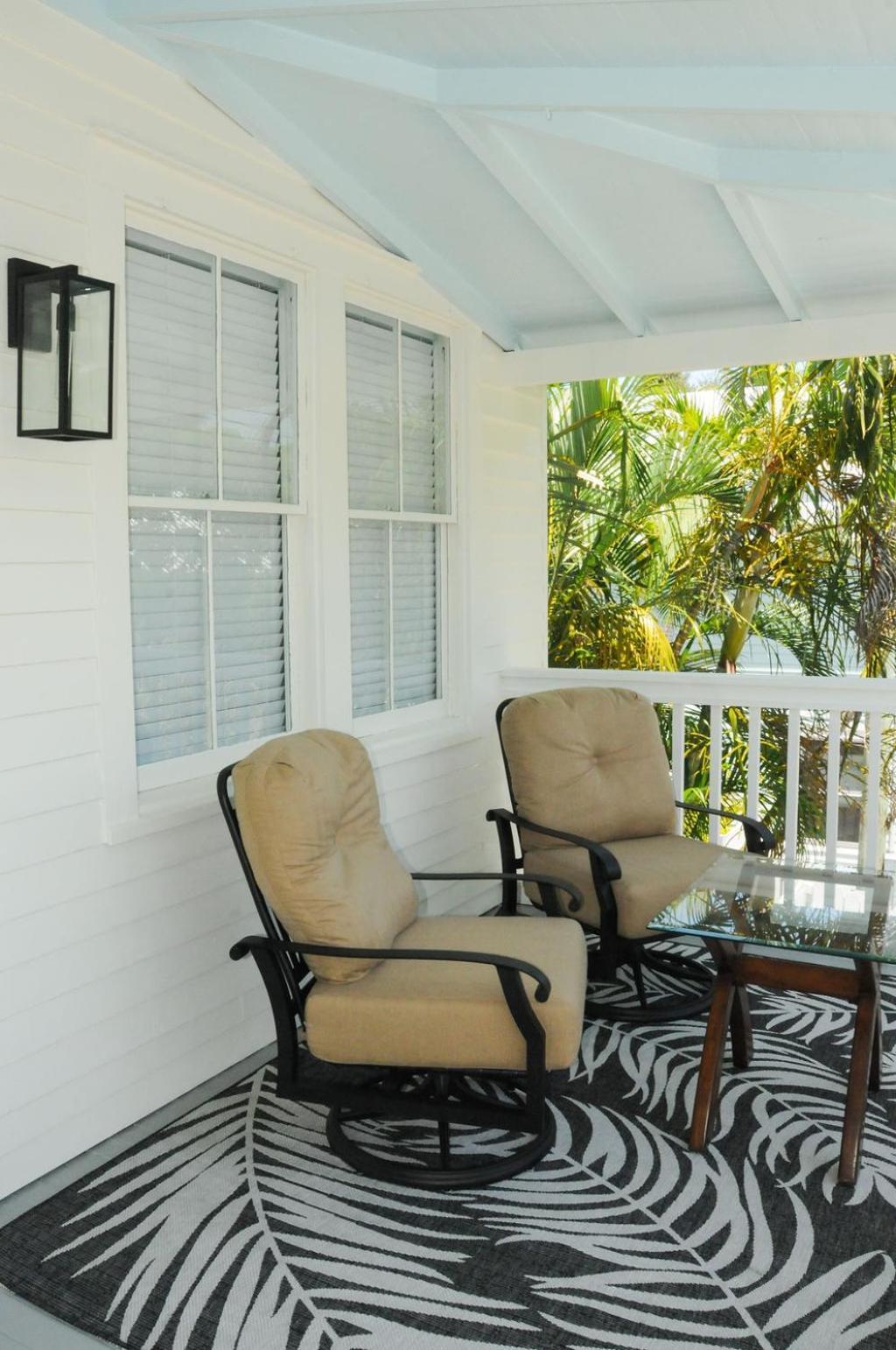The Porch On Frances - Adults Exclusive
