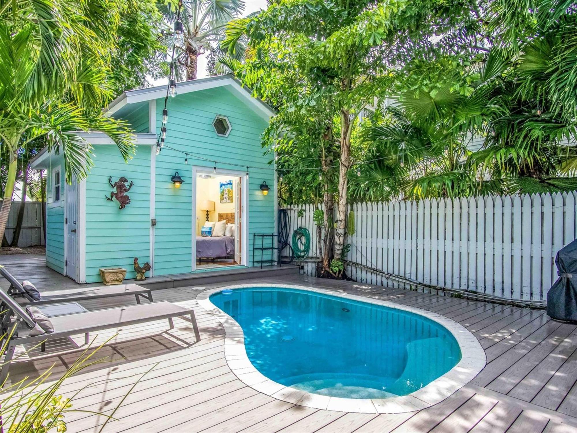 Holiday home Runaway Bills
