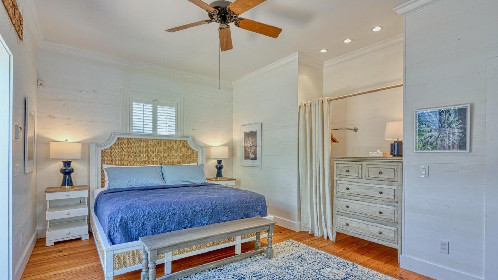 Margarets Magic Compound By Last Key Realty Holiday home