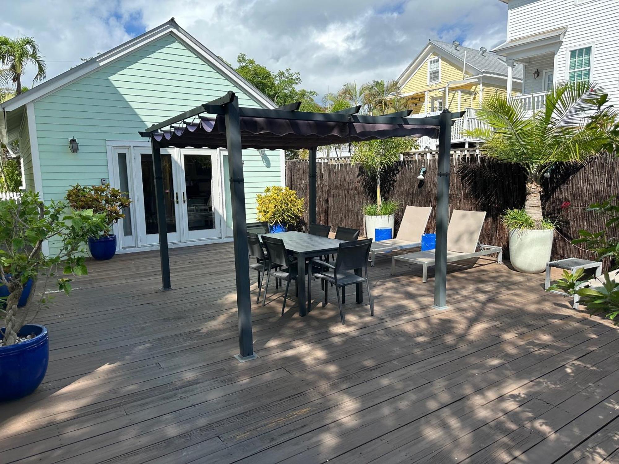Douglas House Inn 3*