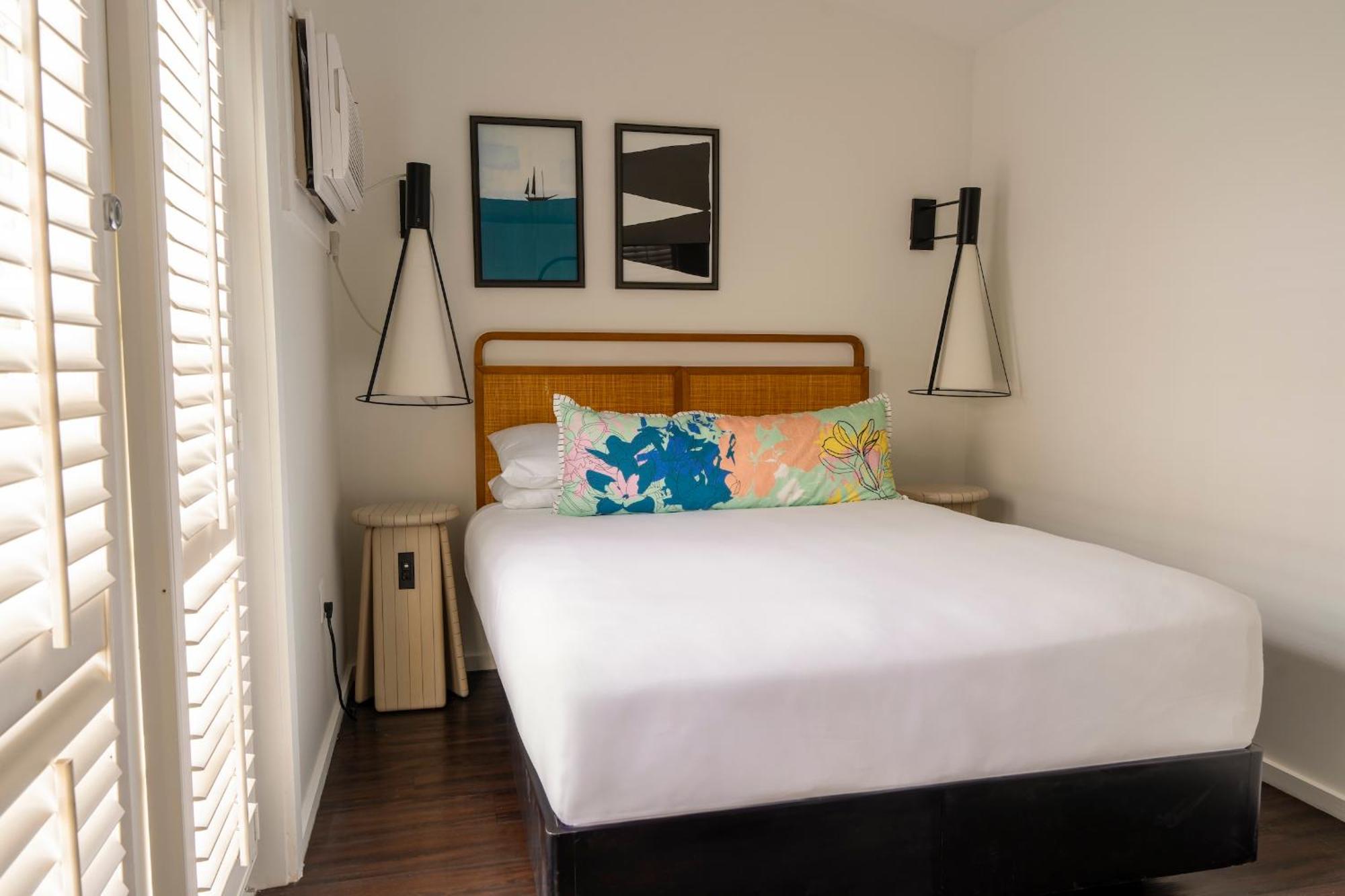 Ella's - Historic Hotel 3*