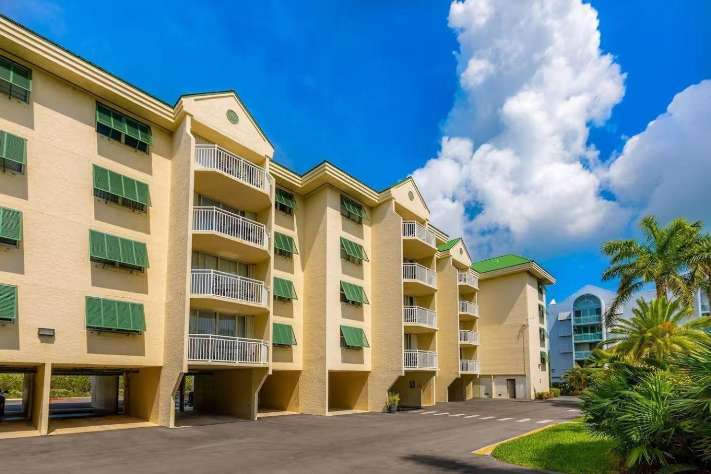 The Salt Cay - Sunrise Apartment Key West