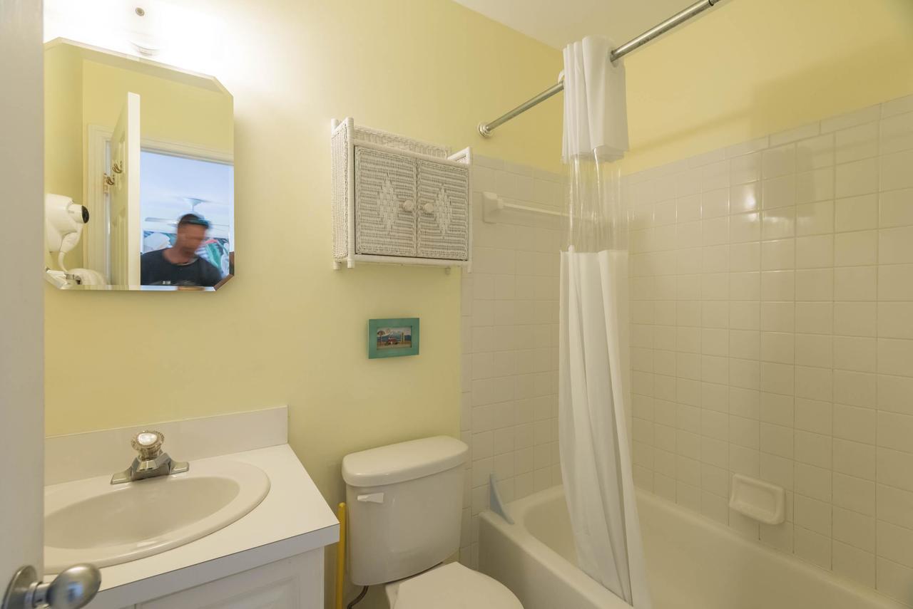 Apartment Seashore At The Shipyard Key West