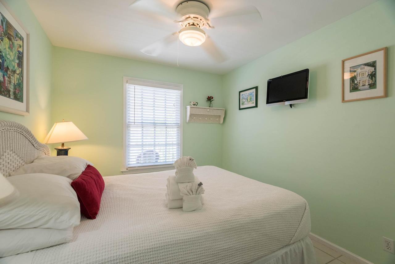 Seashore At The Shipyard Apartment Key West