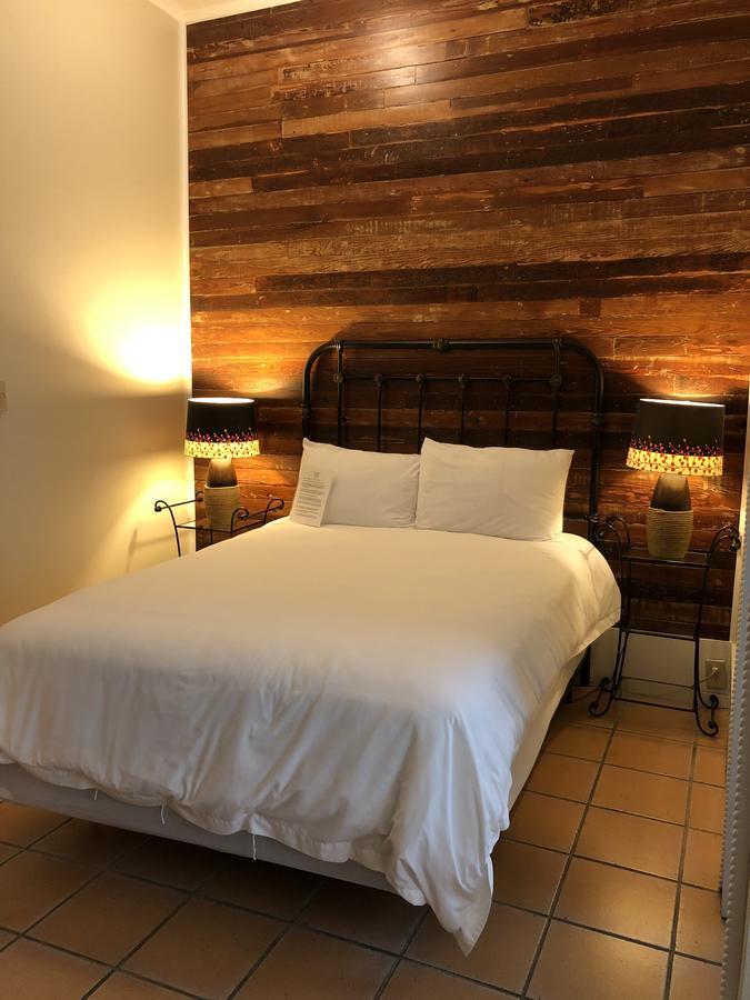 L'habitation Guesthouse- Adult Exclusive Bed & Breakfast 2*