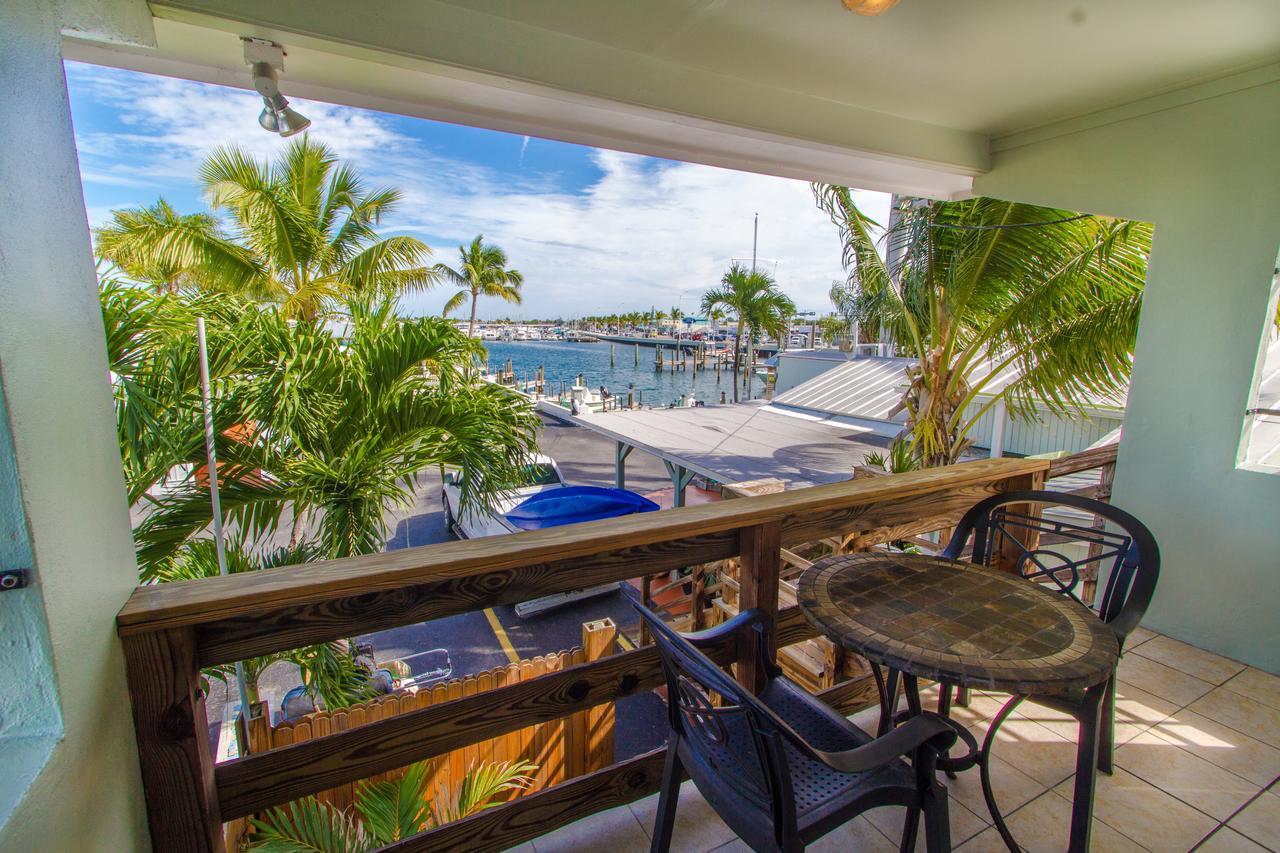 Harborside & Marina Motel