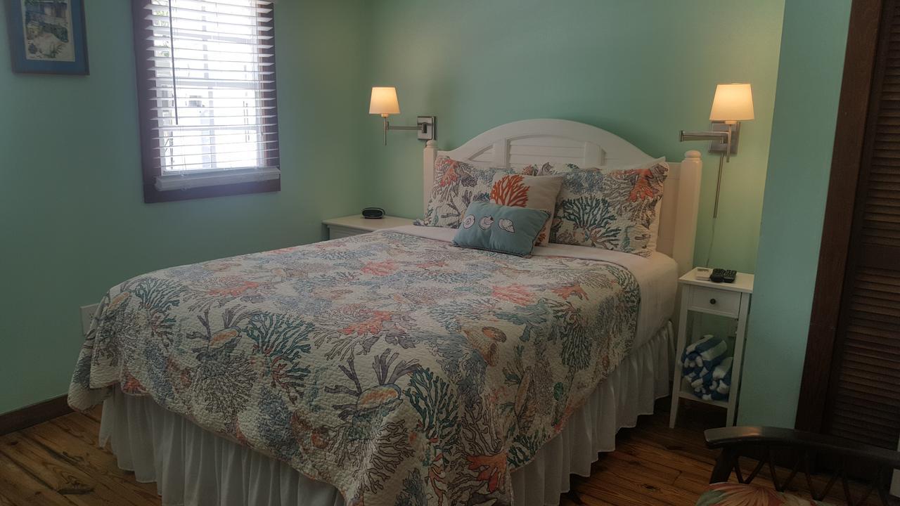 Guest house Courtney's Place Historic & Key West