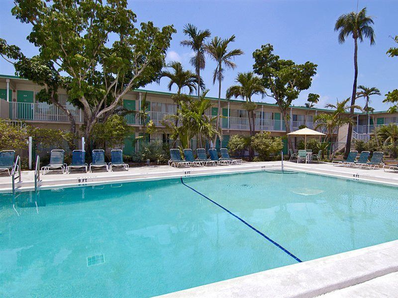 Hotel Fairfield & By Marriott At The Keys Collection Key West