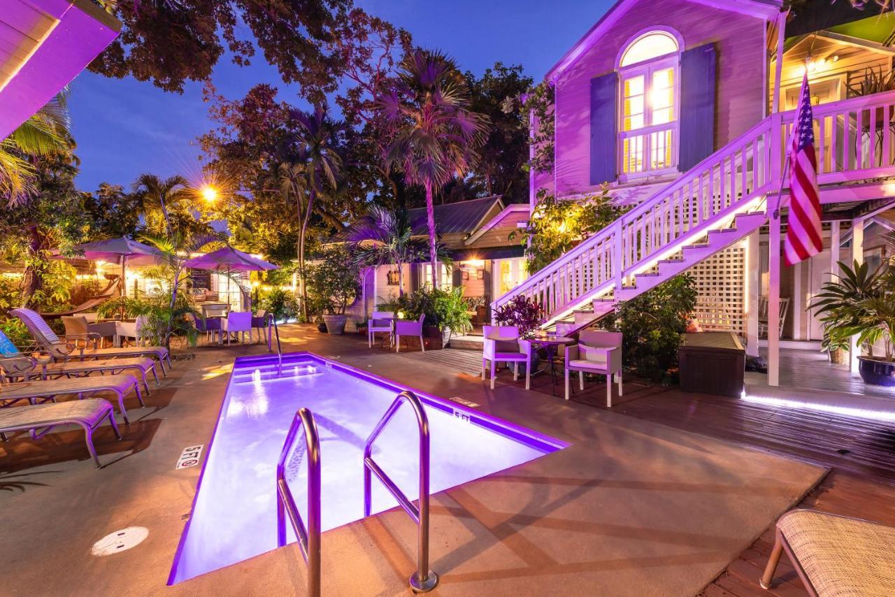 Bed & Breakfast Andrews & Garden 3*
