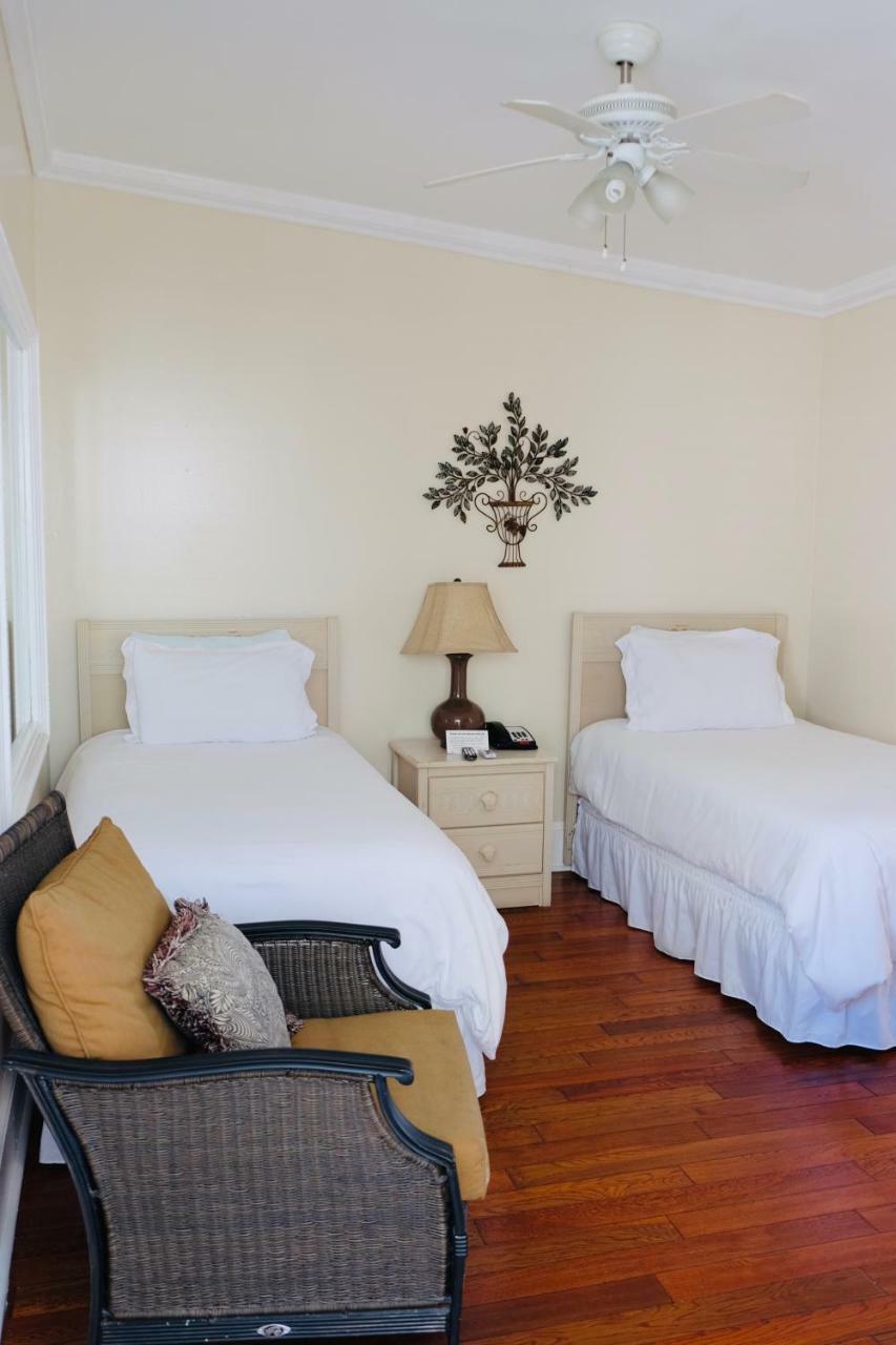 The Casablanca 3* Key West