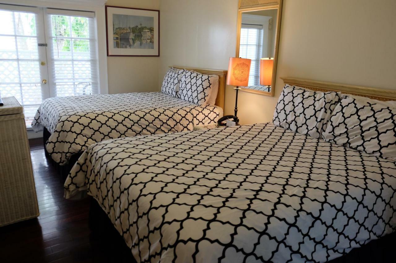 The Casablanca 3* Key West