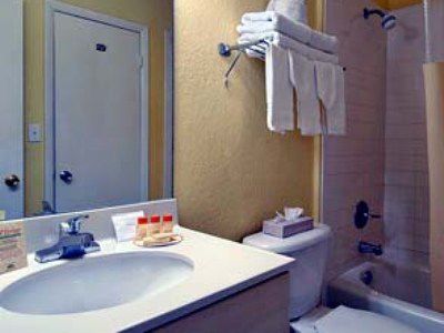 Hotel Fairfield & By Marriott At The Keys Collection