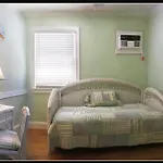 Amsterdam\'S Curry Mansion Inn
