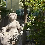 Authors Key West Guesthouse