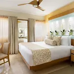 Santa Maria Suites Resort