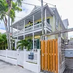 The Curry House - Entire Complex